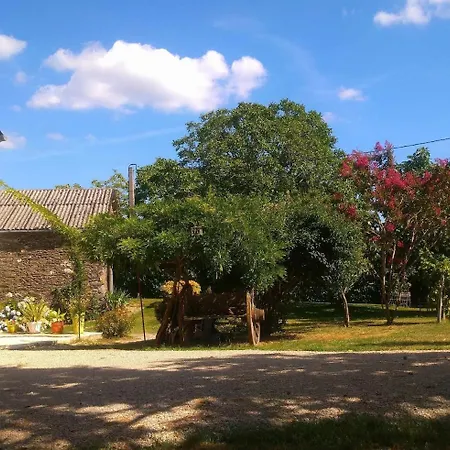 La Grange Du Poussie Tatil Evi