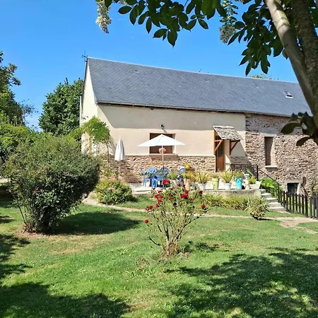 La Grange Du Poussie * La Salvetat-Peyrales